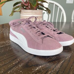 Puma Suede Sneakers in Mauve and White!